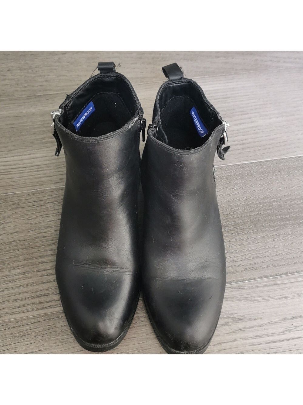 Aldo waterproof black boots, side zip. Size 6. EUC - Picture 2 of 9